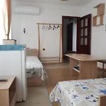 Slantse Penzion