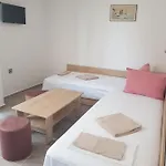 Slantse Penzion 4*