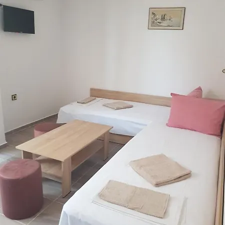 Slantse Pensjonat 4*