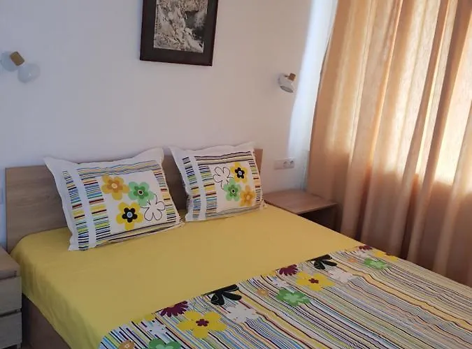 Slantse Vendégház 3*